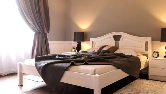 Ліжко двоспальне дерев'яне ЧДК Італія масив Вільха 1