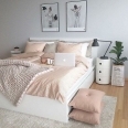 Белые двуспальные кровати