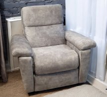 Крісло Прем'єр