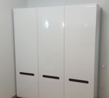 Шафа SZF3D/21/18 ВМК Украіна Амелія 3 дверна білий 180 см