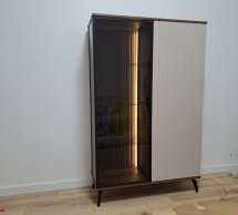 Витрина с подсветкой WT103 Vici