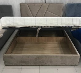 Ліжко м'яке двоспальне Капризоне