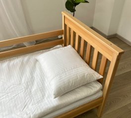 Ліжко Адель