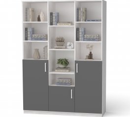 Шкаф тройной