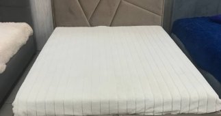 Ліжко м'яке двоспальне Капризоне