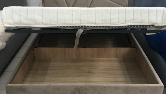 Ліжко м'яке двоспальне Капризоне 0