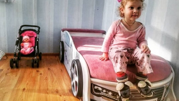 Кровать-машина для девочки 3