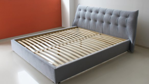 Ліжко Еліо 7