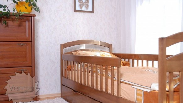 Кровать детская с перегородками 