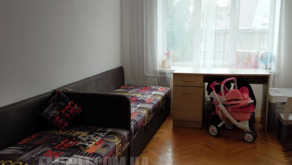 Тапчан Мона 1