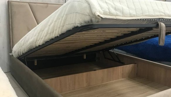 Ліжко м'яке двоспальне Капризоне 3