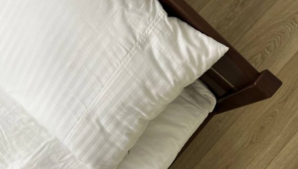 Ліжко Х'юго 11