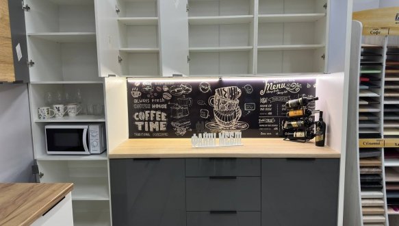 Кухня 2,4м Фарбований високий глянець ДСП АКЦІЯ 6