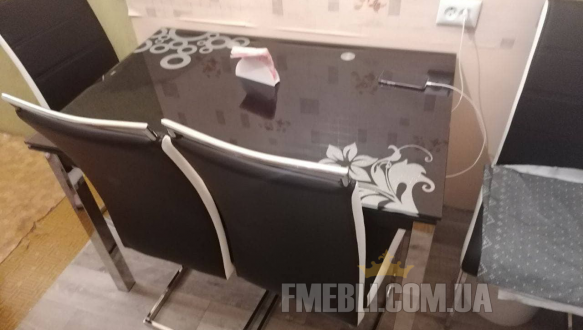 Cтіл GD-017 Чорний 0