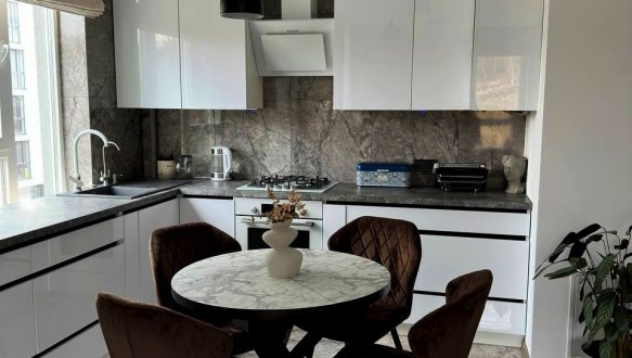 Стіл Орфей 4