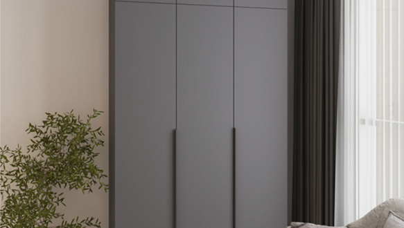 Шкаф Mebelstar Оскар трехдверный с антресолью Антрацит 150 см