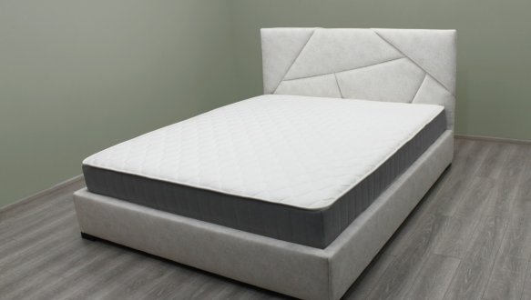 Кровать мягкая двуспальная Шик Галичина Изи 1