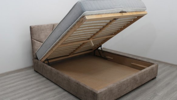 Кровать мягкая двуспальная Шик Галичина Блум 4