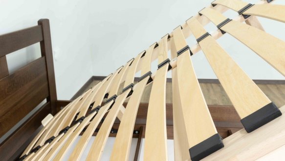 Ліжко дерев'яне низьке узніжжя Дрімка Геракл з підйомним механізмом та нішею для білизни Бук 12