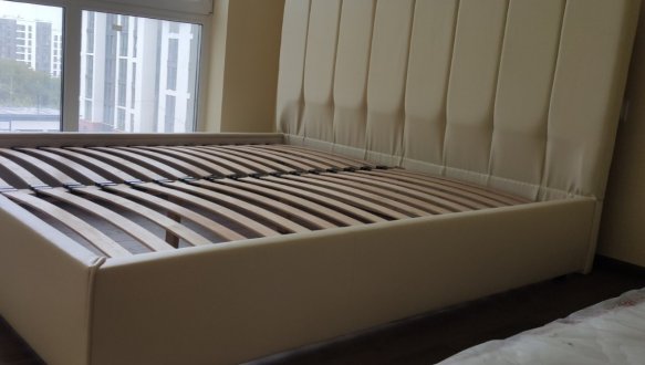 Кровать мягкая двуспальная Лев Венеция с подъемным механизмом и нишей для белья 9