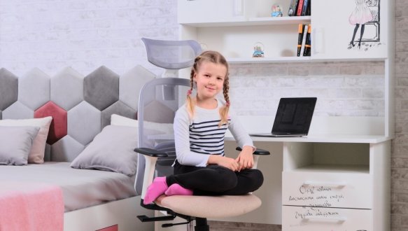 Стіл з надбудовою 3