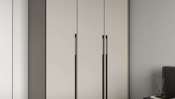 Шкаф Морели R-0016 Рамо 3 дверный кашемир со штангой и полками 150см