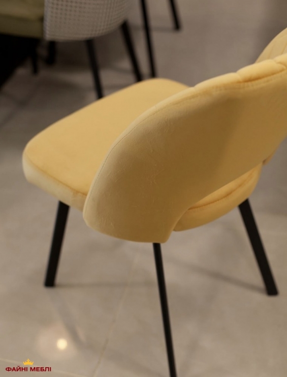 Стілець Clark R 2