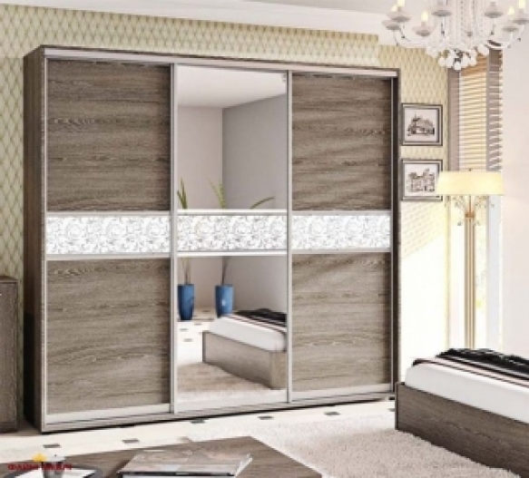 Шкаф-купе 2,1м Модель-2 трехдверный с зеркалом