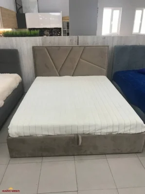 Ліжко м'яке двоспальне Капризоне