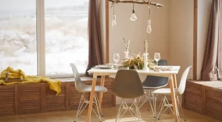 Дизайнеры раскрывают секреты, как выбрать стол на кухню
